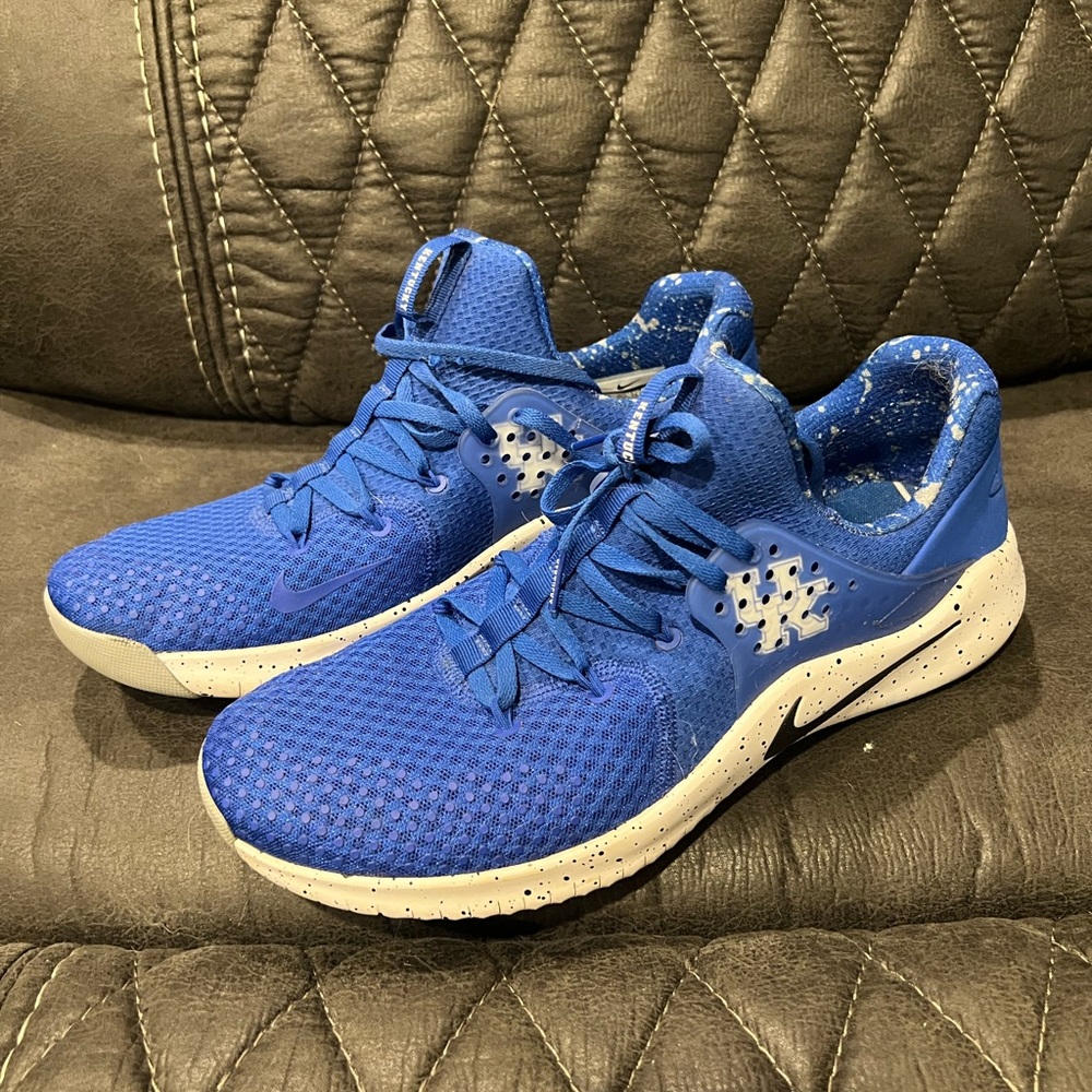 Nike TR8 Free Trainer (University of Kentucky)